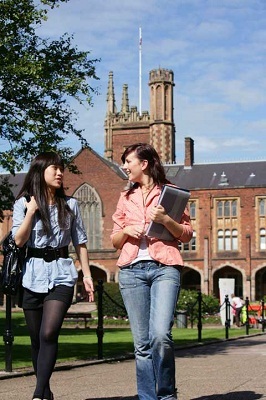 Phỏng vấn học bổng 100% học phí dự bị Đại học Anh Quốc @ INTO Queen's University Belfast - 1